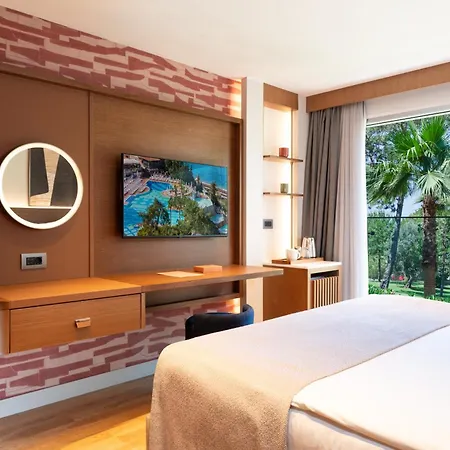 Liberty Lykia Semesteranläggning (resort) 5*