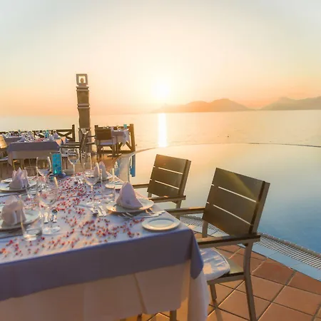 Liberty Lykia 5* Oludeniz